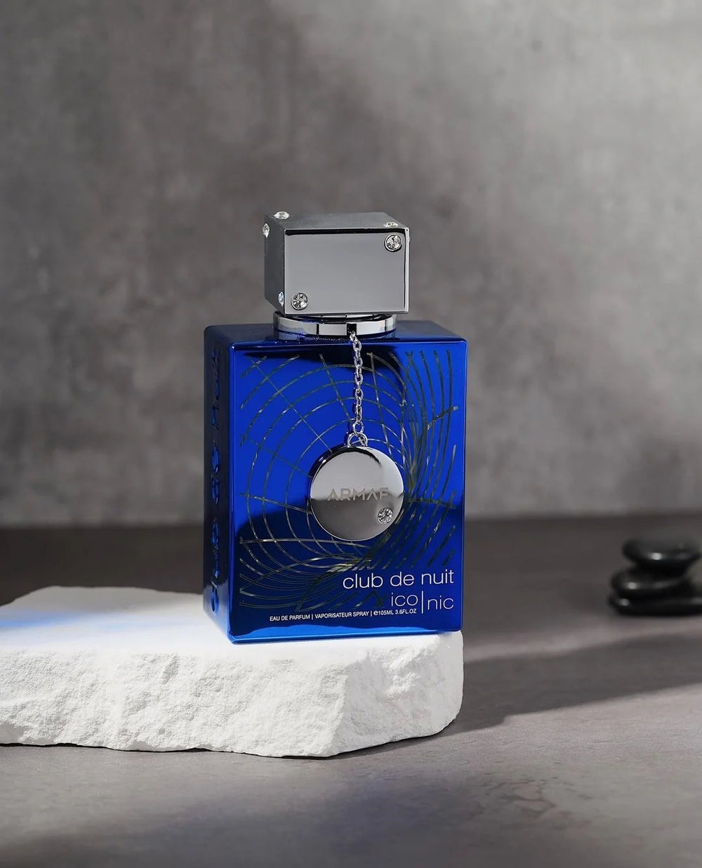 商品画像：Amazon.com : Armaf Club De Nuit Iconic Eau De Parfum For Man 4
